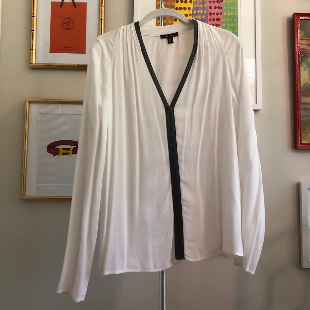Ella Moss V Neck Top with Leather Trim